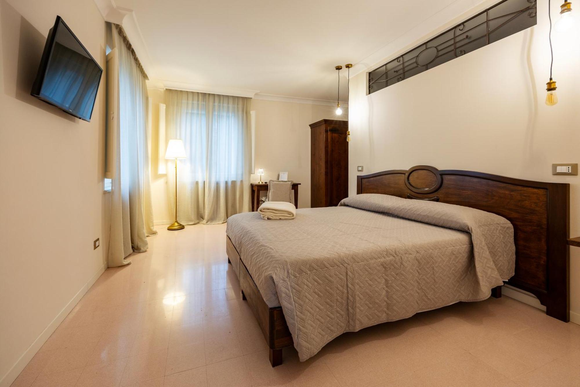 Palazzo Gessi Room And Breakfast Borghi Dış mekan fotoğraf